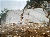 Overview of exclusive StaturioVN white marble quarry site